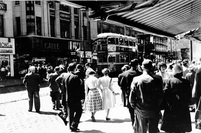 Shoppers in Argyle Street, 1955