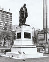 Statue of Robert Burns