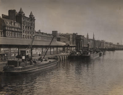 Custom House Quay