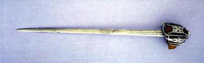 Basket-hilted sword