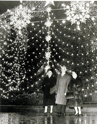 Christmas lights, 1965