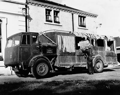 Corporation Dustman, 1955