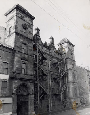 street clyde theglasgowstory bridgeton abercromby former front window open